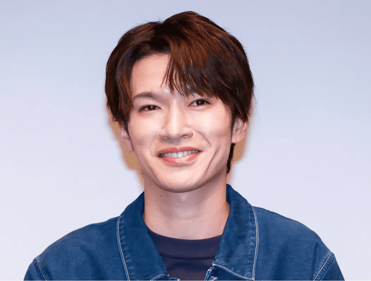 笑顔の深澤辰哉