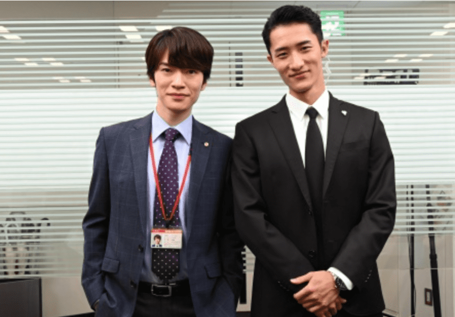 ドラマでニアミス共演する深澤辰哉と岩本照